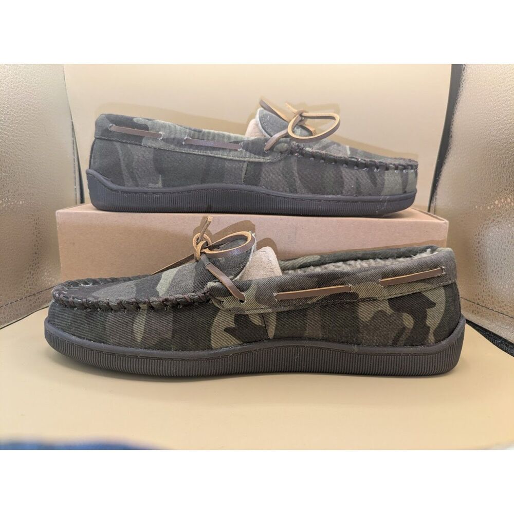 MINNETONKA Men's Moccasin Slippers US Size 9 CAMO Print Fabric Cozy Lined NEW